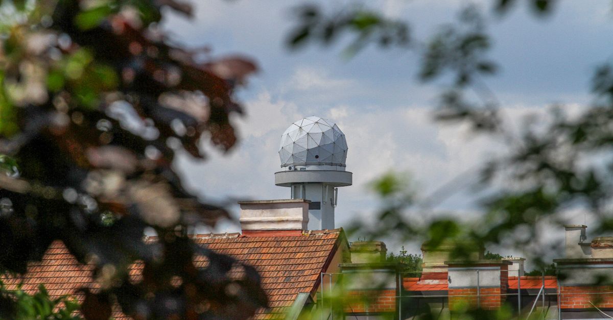 découvrez notre radar tourelle performant pour une surveillance précise et fiable, idéal pour la sécurité et le contrôle des zones sensibles.
