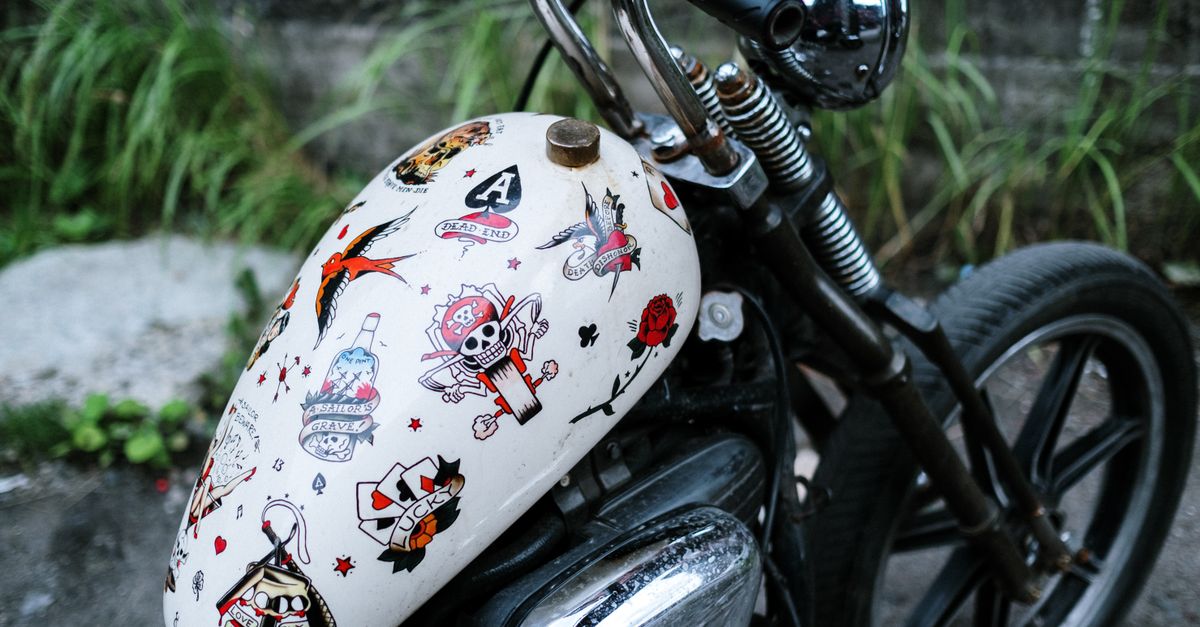 découvrez la moto bobber : style rétro, lignes épurées et caractère unique. explorez les modèles, les cylindrées et les conseils pour choisir la vôtre.