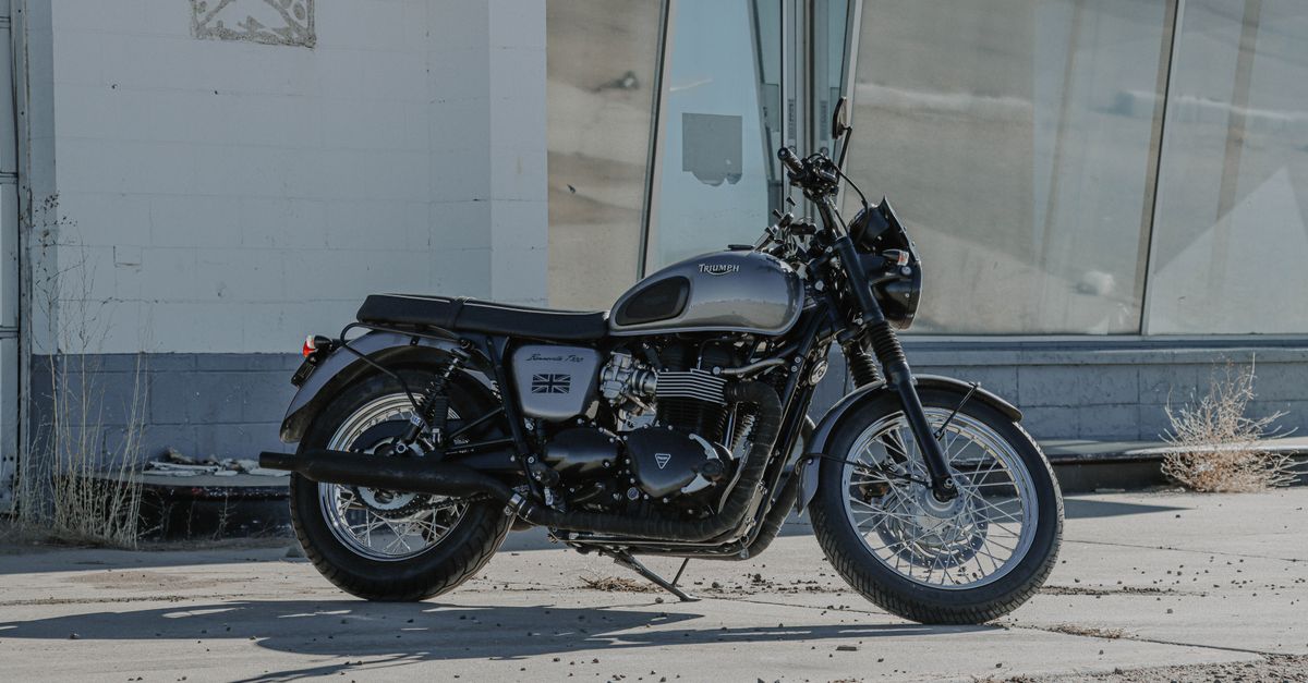 découvrez la consommation de carburant de la triumph bonneville t120, les facteurs qui l’influencent et des conseils pour optimiser son autonomie.